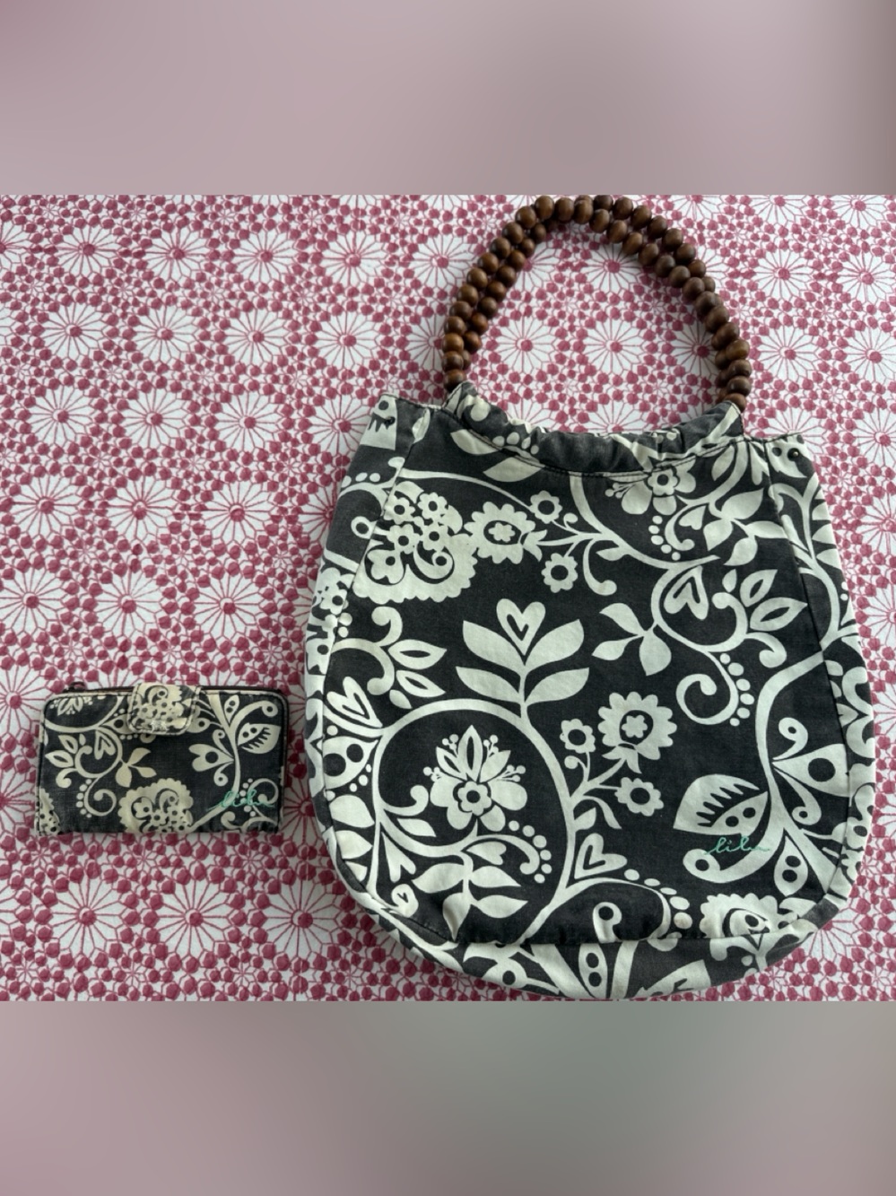 PacSun Brown and Cream Floral Tote with Beaded Handle and Matching Wallet